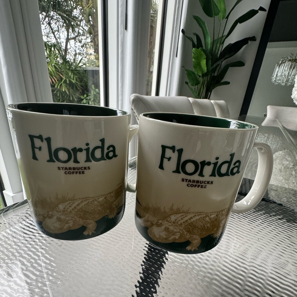 Starbucks 2010 Collector series FLORIDA Alligator 16oz Coffee Mugs Clean!